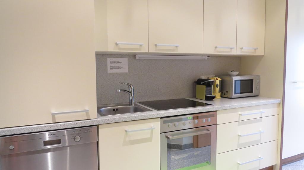 Apartement Maria Trost Graz Bagian luar foto